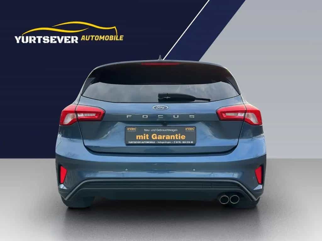 Ford Focus Lim. ST-Line*LED*KAMERA*ALU*SHZ*EFH* 12/2020-photo-3