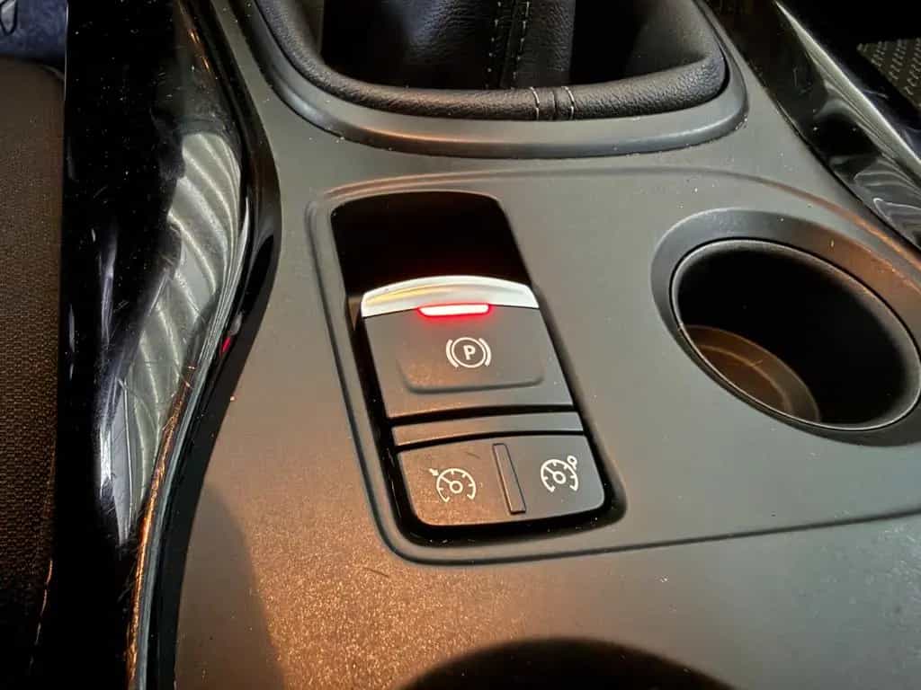 Renault Kadjar TEMP BT STARTSTOPP vcock AUX USB ISO 11/2018-photo-26