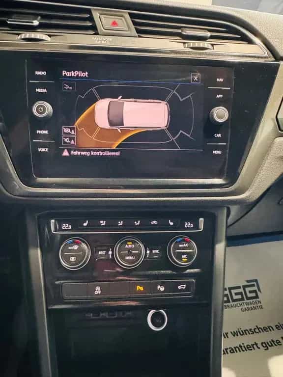 Volkswagen Touran 1.5 TSI IQ.DRIVE AHK+KAMERA+ACC 06/2019-photo-20
