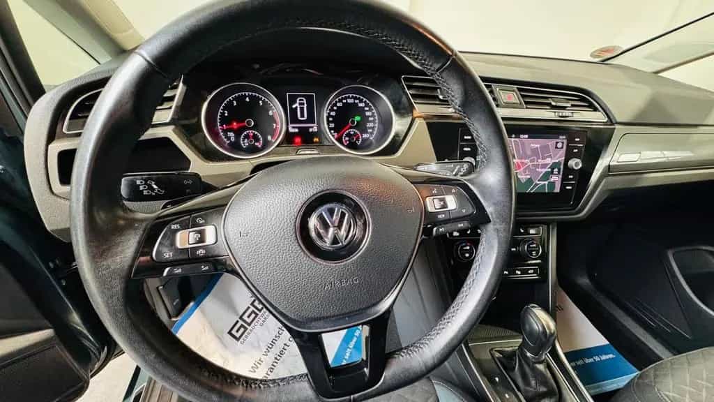 Volkswagen Touran 1.5 TSI IQ.DRIVE AHK+KAMERA+ACC 06/2019-photo-6