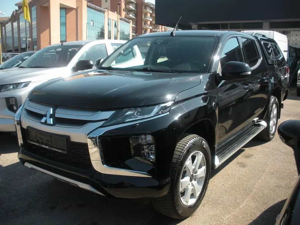 Mitsubishi L200 2.3 D Double Cab 4x4 Super Selec 11/2022-photo-0