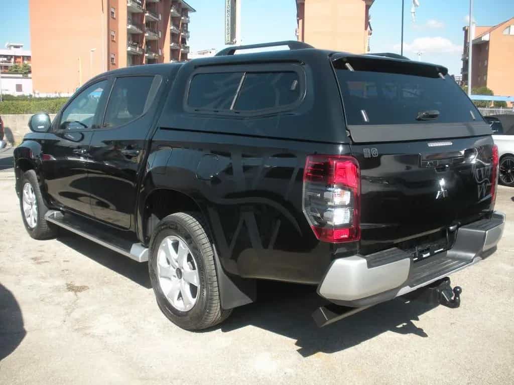 Mitsubishi L200 2.3 D Double Cab 4x4 Super Selec 11/2022-photo-4