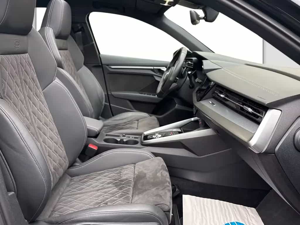Audi A3 Sportback 35 TFSI S line°B&O°SCHIEBEDACH° 10/2020-photo-5
