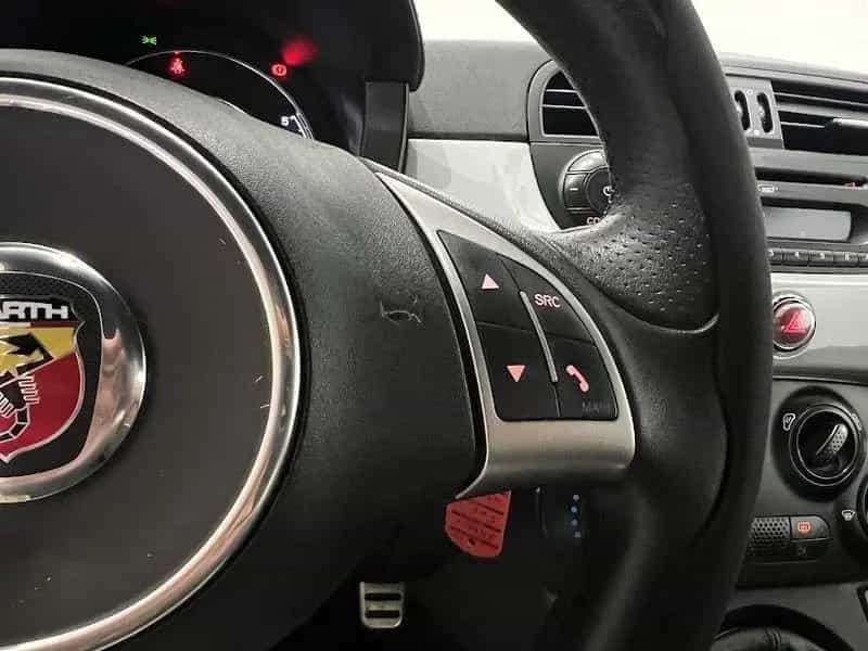 Abarth 500 1.4 T-Jet 135cv 04/2015-photo-11