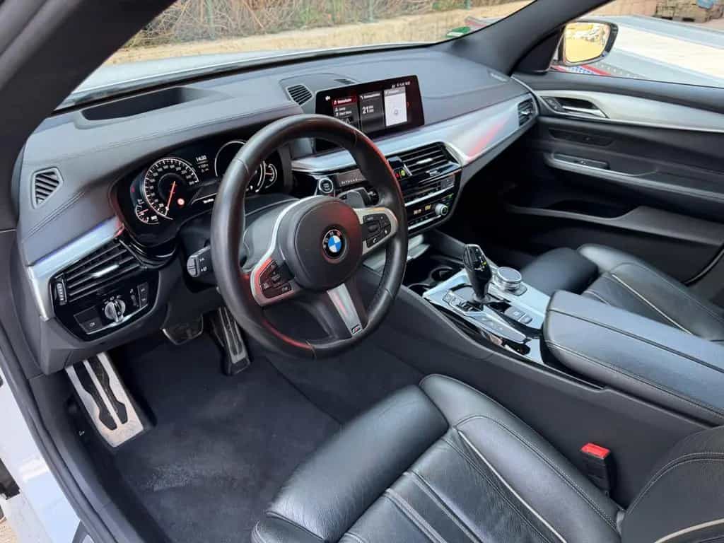 BMW 6 Series 630d Gran Turismo M Sport Paket/Pano/HUD/360/LED 02/2018-photo-7
