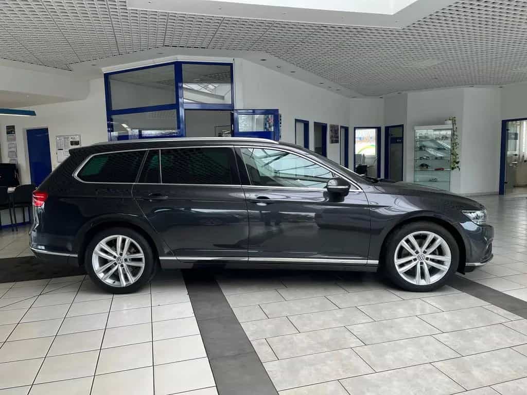 Volkswagen Passat Variant 1.5 TSI-DSG ELEGANCE,LED,ACC,AHK 12/2019-photo-1