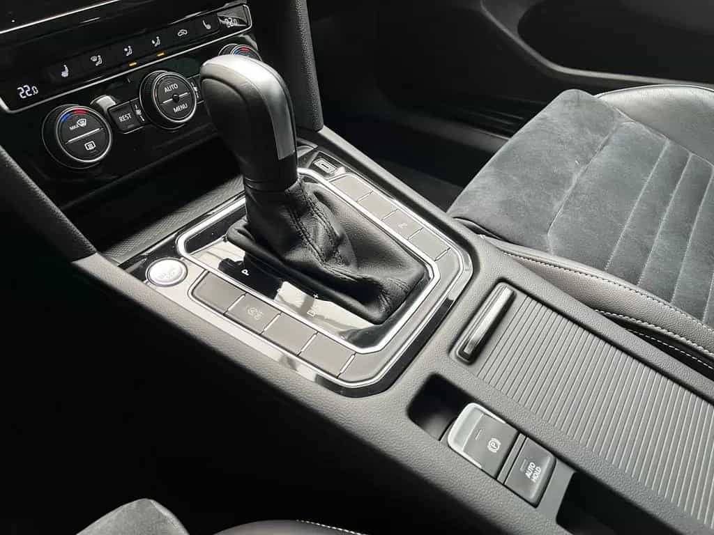 Volkswagen Passat Variant 1.5 TSI-DSG ELEGANCE,LED,ACC,AHK 12/2019-photo-12