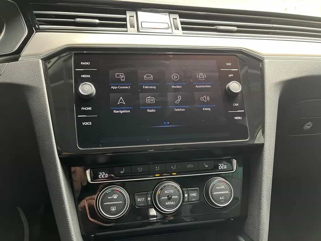 Volkswagen Passat Variant 1.5 TSI-DSG ELEGANCE,LED,ACC,AHK 12/2019-photo-14