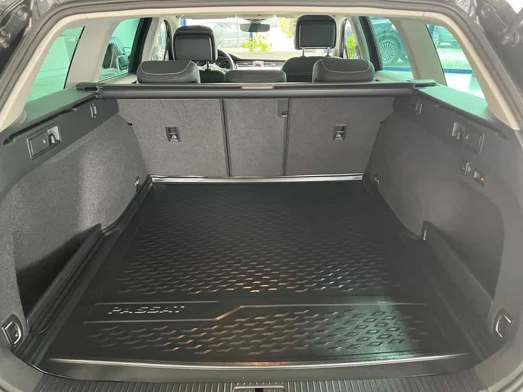 Volkswagen Passat Variant 1.5 TSI-DSG ELEGANCE,LED,ACC,AHK 12/2019-photo-23