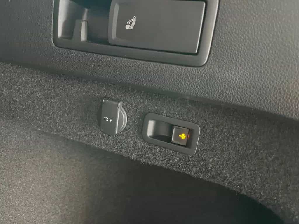 Volkswagen Passat Variant 1.5 TSI-DSG ELEGANCE,LED,ACC,AHK 12/2019-photo-26