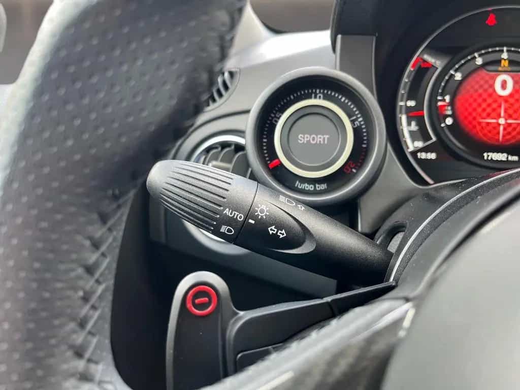Abarth 695 Competizione*MTA*Bi-Xenon*Sabelt*Beats 09/2023-photo-17