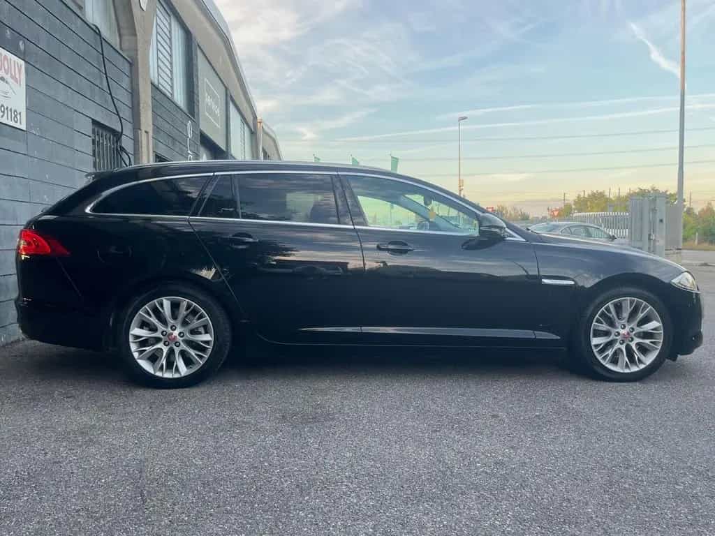 Jaguar XF Sportbrake 2.2 D 200 CV Premium Luxury 11/2014-photo-3