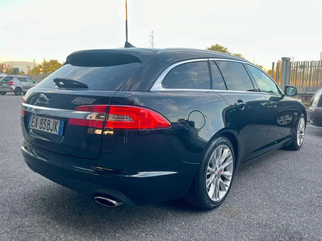 Jaguar XF Sportbrake 2.2 D 200 CV Premium Luxury 11/2014-photo-4