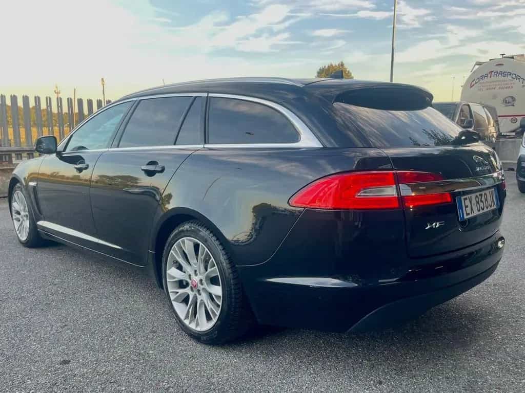 Jaguar XF Sportbrake 2.2 D 200 CV Premium Luxury 11/2014-photo-6