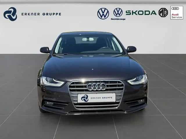 Audi A4 Lim. 1.8TFSI Multitronic Ambiente+AHK+Xenon 10/2014-photo-7