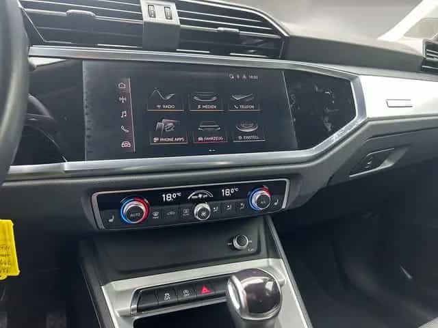 Audi Q3 35TFSI  S-Tronic advanced+LED+AHK+GRA+SHZ 06/2022-photo-14