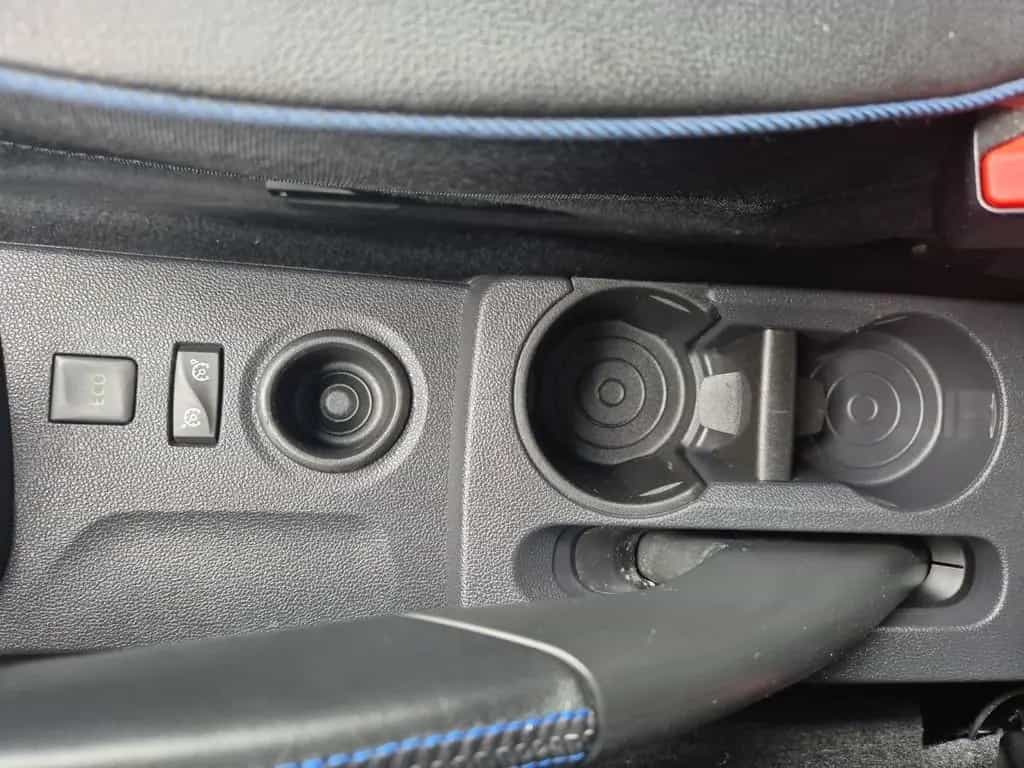 Renault Captur (ENERGY) TCe 150 Version S 05/2018-photo-28