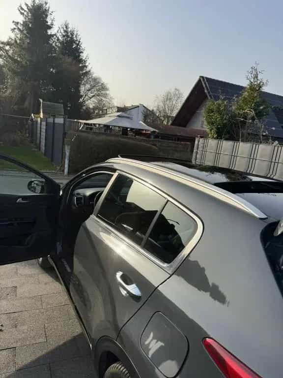Kia 1.6 T-GDI 4WD GT line Herstellergarantie -... 12/2019-photo-2