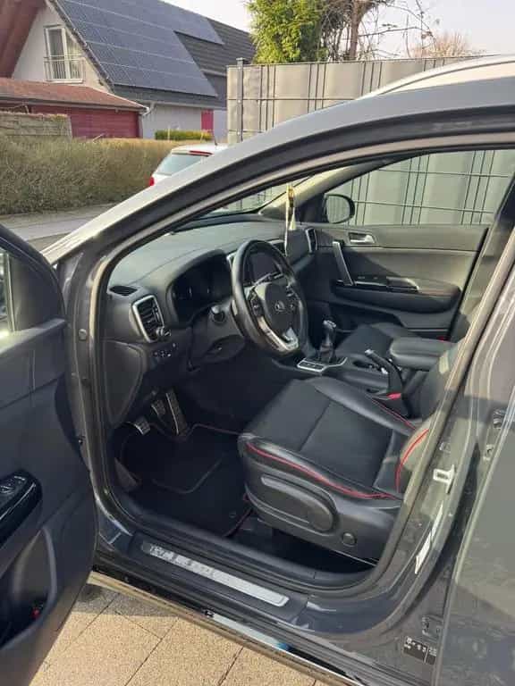 Kia 1.6 T-GDI 4WD GT line Herstellergarantie -... 12/2019-photo-3