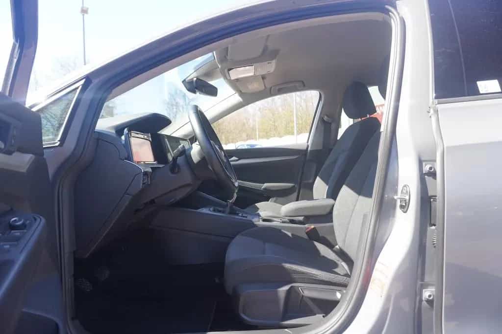 Volkswagen Golf VIII 1.0 Life LED Navi ACC Kamera DAB PDC 06/2021-photo-26