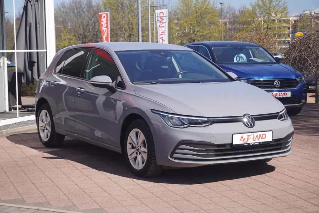Volkswagen Golf VIII 1.0 Life LED Navi ACC Kamera DAB PDC 06/2021-photo-4