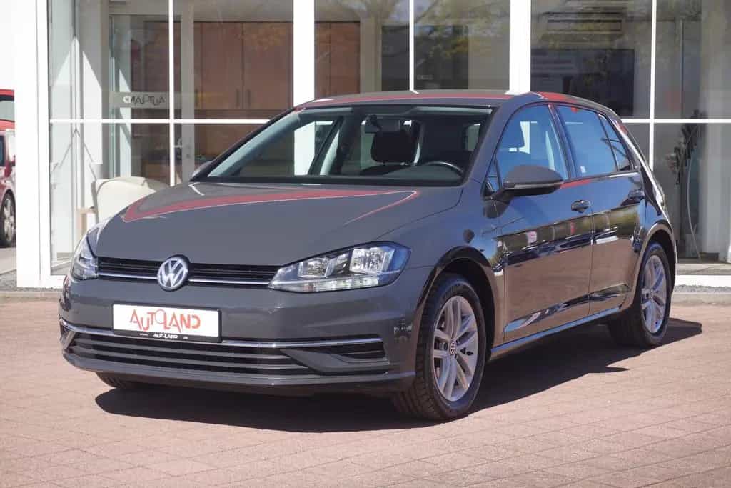 Volkswagen Golf VII 1.4 PDC Klima Touchscreen 06/2017-photo-1