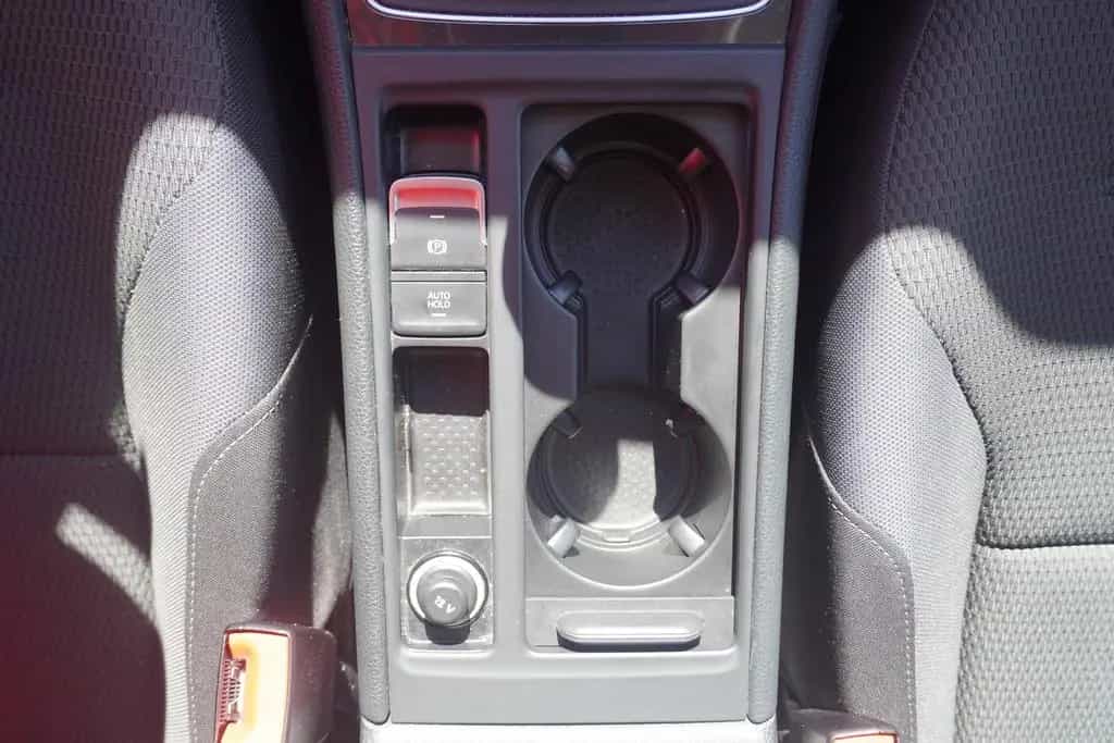Volkswagen Golf VII 1.4 PDC Klima Touchscreen 06/2017-photo-17