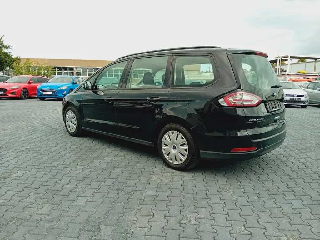 Ford Galaxy Autom.7 Sitze, ab 89€ mtl. ab 3,9% eff. Z 05/2017-photo-4