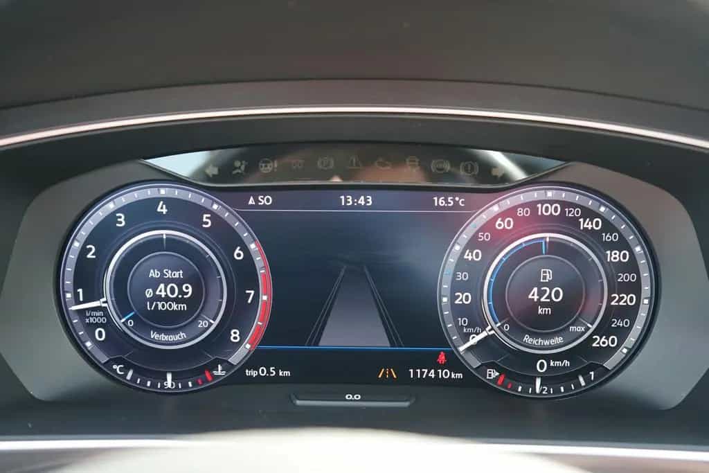 Volkswagen Tiguan 1.4 TSI Highline 4Motion LED Navi ACC AHK 03/2017-photo-24