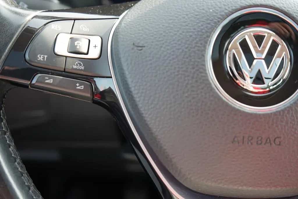 Volkswagen Tiguan 1.4 TSI Highline 4Motion LED Navi ACC AHK 03/2017-photo-25