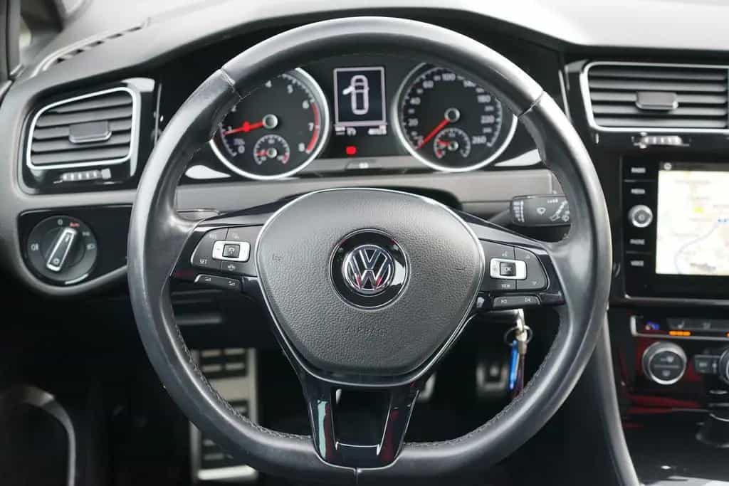 Volkswagen Golf VII Variant 1.0 Comfortline LED ACC Navi 03/2020-photo-17