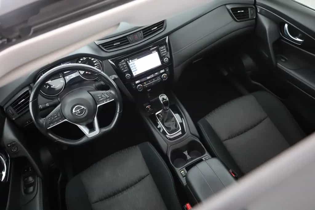 Nissan X-Trail 1.3 DIG-T Acenta Aut. LED 7-Sitzer 360° 10/2020-photo-27