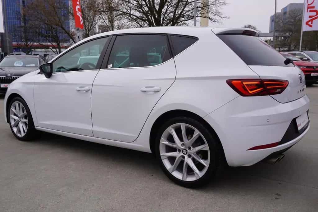 Seat Leon 1.5 TSI FR Navi LED PDC Schiebedach 11/2018-photo-2