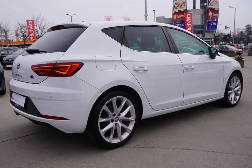 Seat Leon 1.5 TSI FR Navi LED PDC Schiebedach 11/2018-photo-4