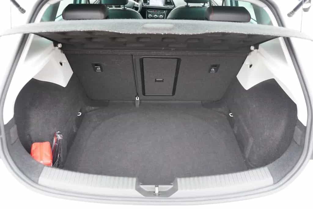 Seat Leon 1.5 TSI FR Navi LED PDC Schiebedach 11/2018-photo-8