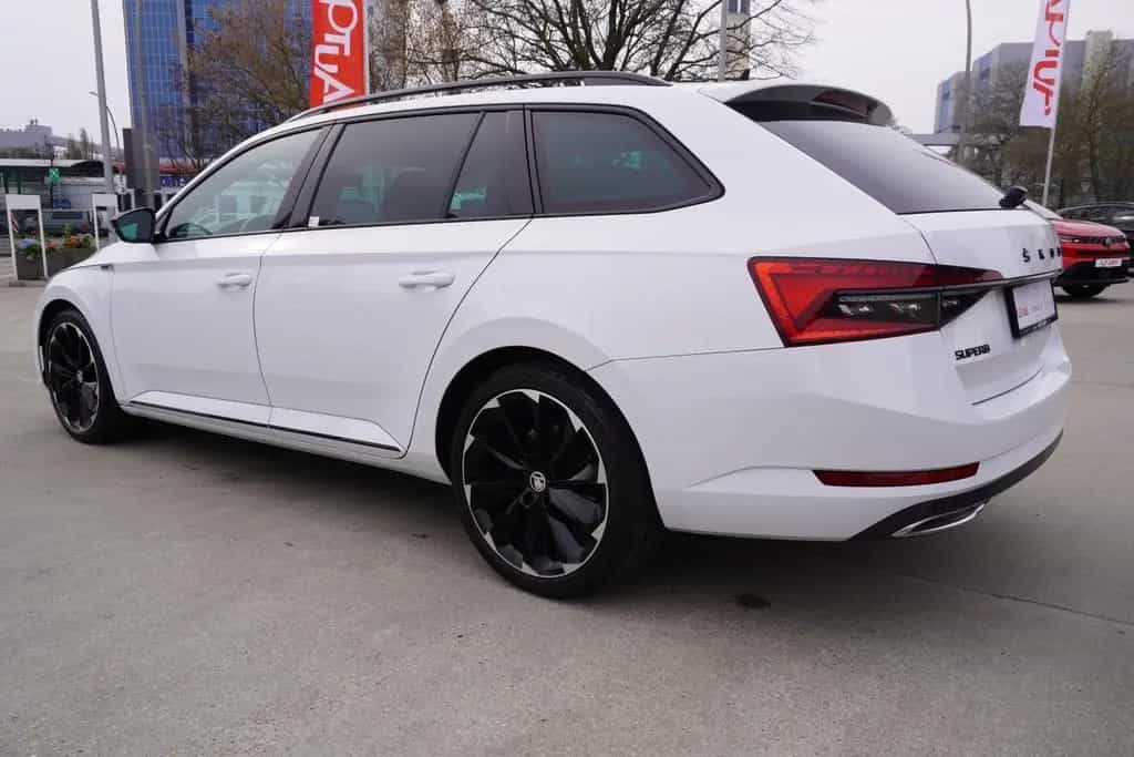 Skoda Superb Combi 2.0 TSI Sportline DSG LED Navi ACC 01/2020-photo-2