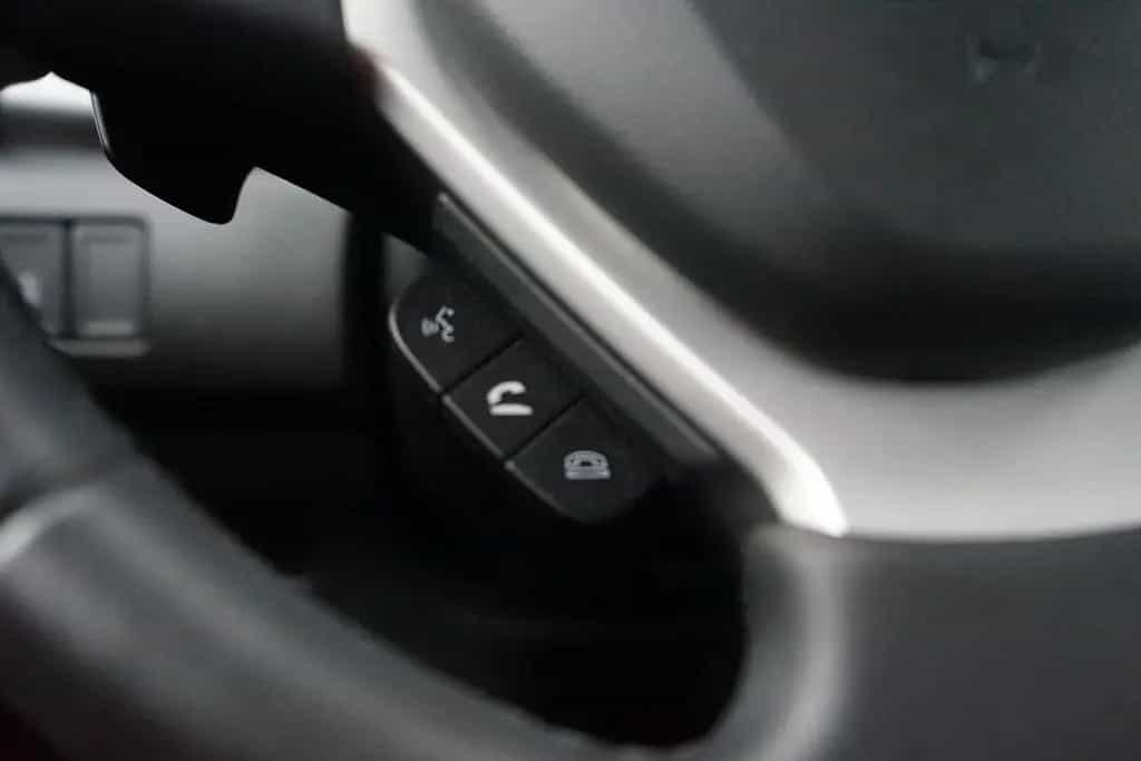 Suzuki Vitara 1.0 Comfort CVT Navi Sitzheizung Kamera 01/2020-photo-19
