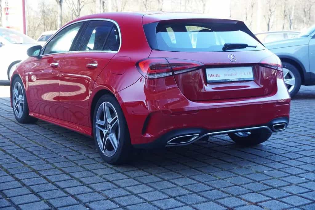 Mercedes-Benz A 250 A250 AMG Line 7G-DCT LED Navi Standheizung AHK 12/2019-photo-2