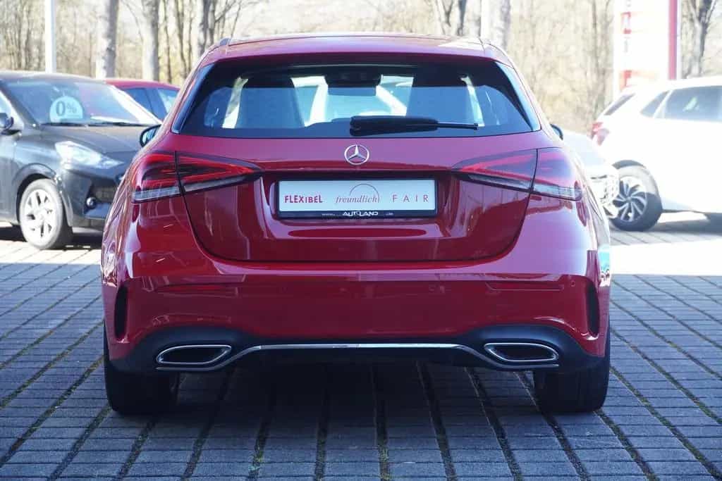Mercedes-Benz A 250 A250 AMG Line 7G-DCT LED Navi Standheizung AHK 12/2019-photo-3