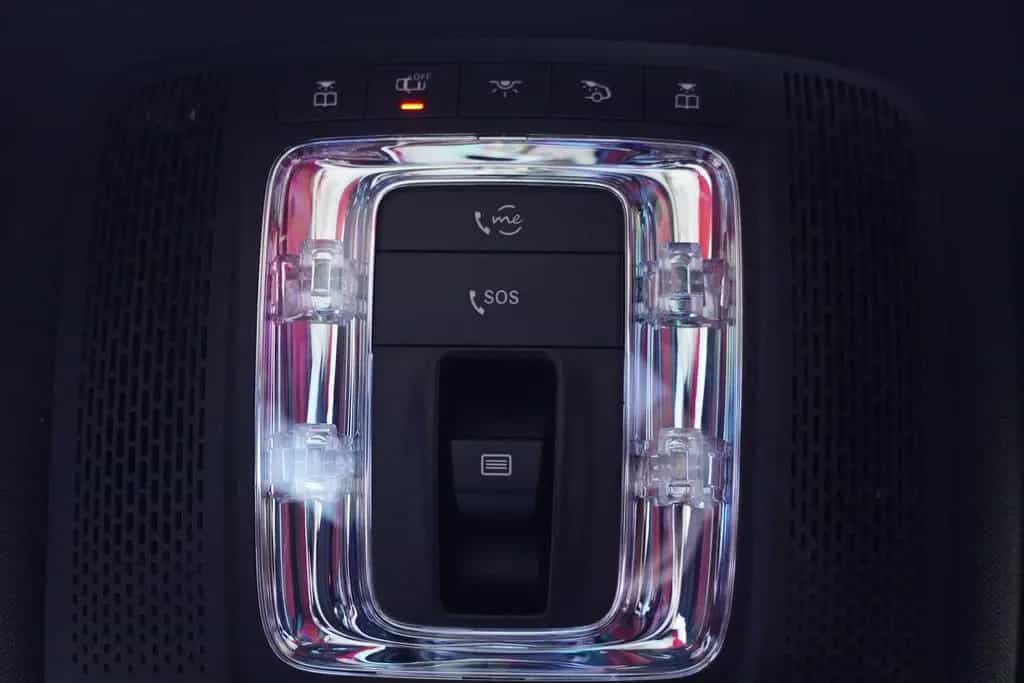 Mercedes-Benz A 250 A250 AMG Line 7G-DCT LED Navi Standheizung AHK 12/2019-photo-36