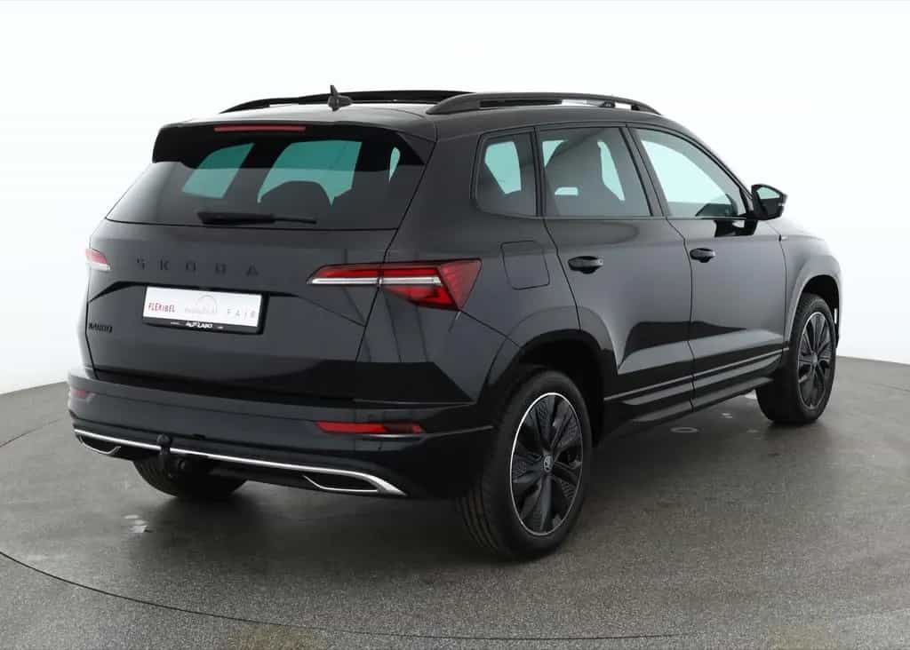 Skoda Karoq Sportline 1.5 TSI DSG Matrix ACC AHK Pano 02/2026-photo-4