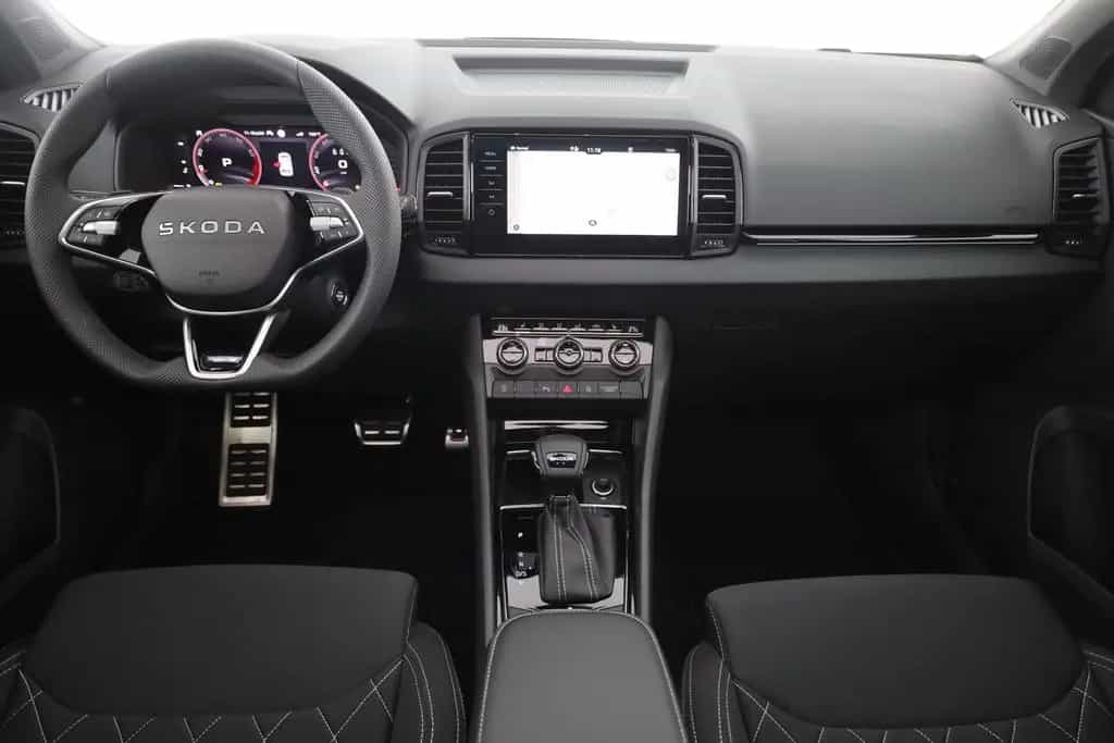 Skoda Karoq Sportline 1.5 TSI DSG Matrix ACC AHK Pano 02/2026-photo-8