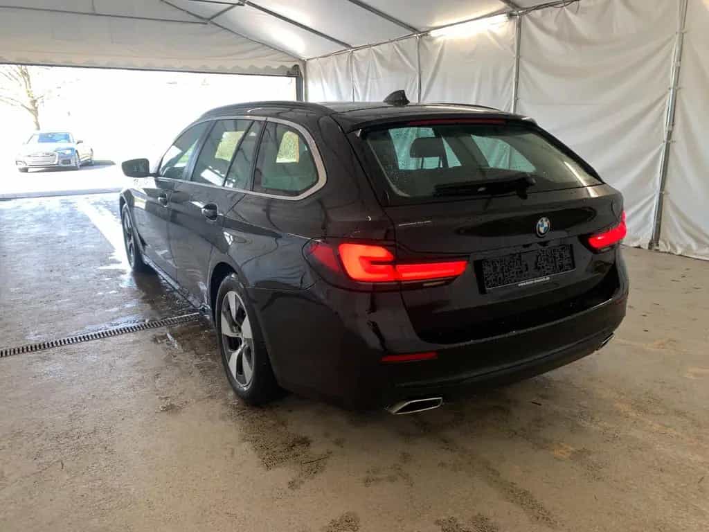 BMW 5 Series 520 d Touring ACC | KAMERA | LED | AHK | LEDER 03/2024-photo-3