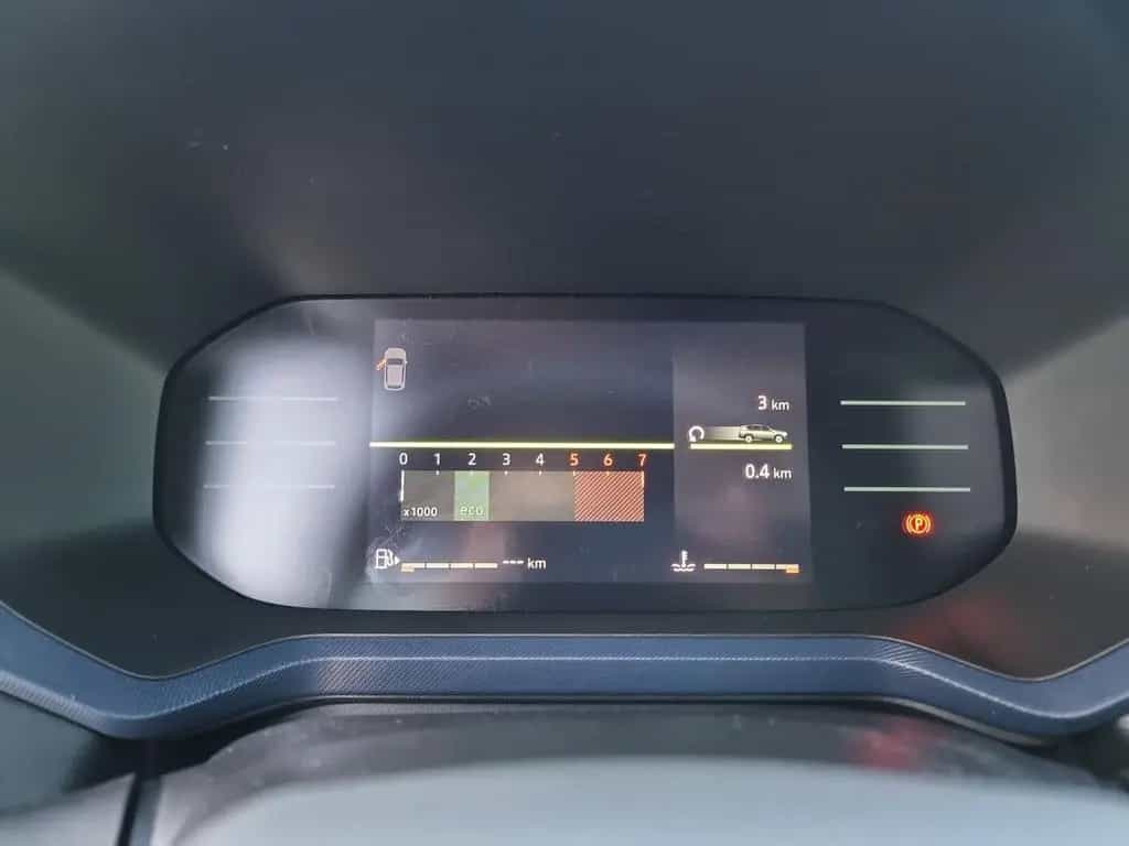 Dacia Bigster EXPRESSION TCe 140 SHZ+PDC+KLIMA+NAV+LED 03/2026-photo-15