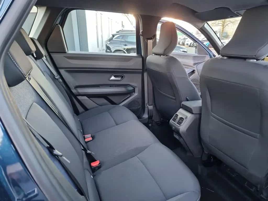 Dacia Bigster EXPRESSION TCe 140 SHZ+PDC+KLIMA+NAV+LED 03/2026-photo-25