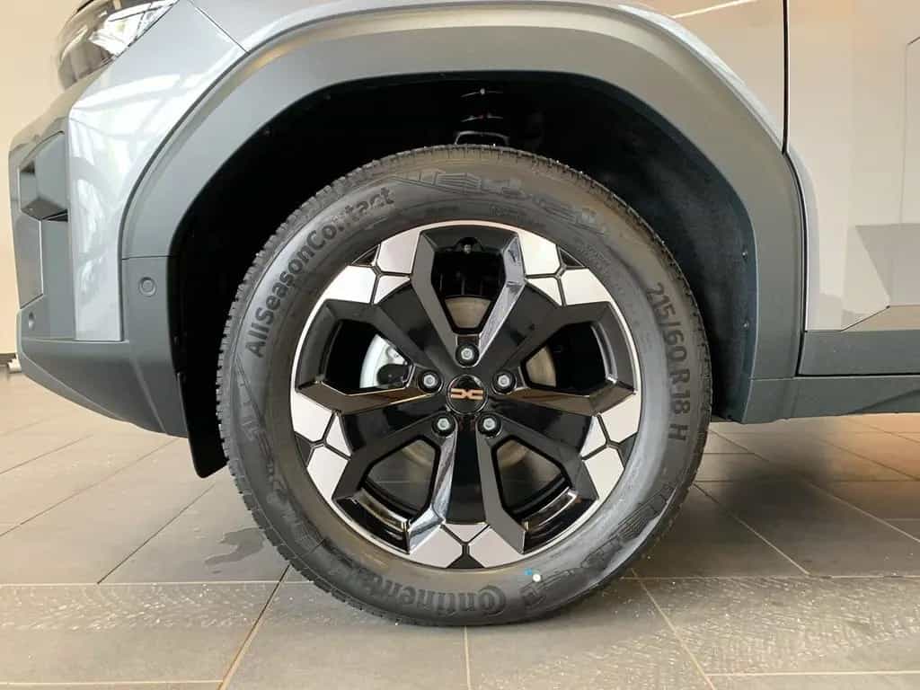 Dacia Bigster EXTREME TCe 130 4X4 SHZ+PDC+KAMERA+NAVI 03/2026-photo-12
