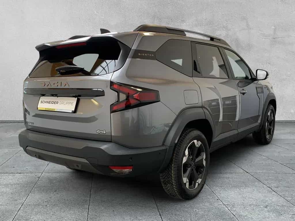 Dacia Bigster EXTREME TCe 130 4X4 SHZ+PDC+KAMERA+NAVI 03/2026-photo-4