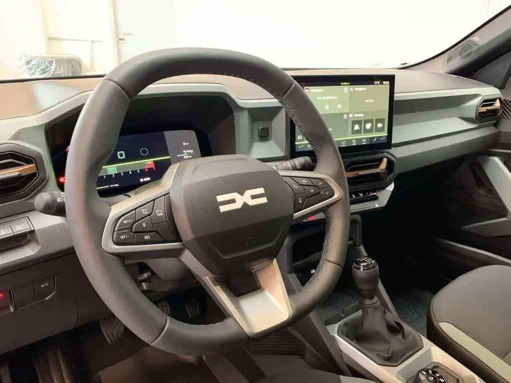 Dacia Bigster EXTREME TCe 130 4X4 SHZ+PDC+KAMERA+NAVI 03/2026-photo-9