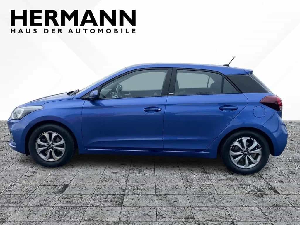 Hyundai i20 1.0 Trend CAM*SHZ*PDC*Facelift*LM*Klima 06/2020-photo-1
