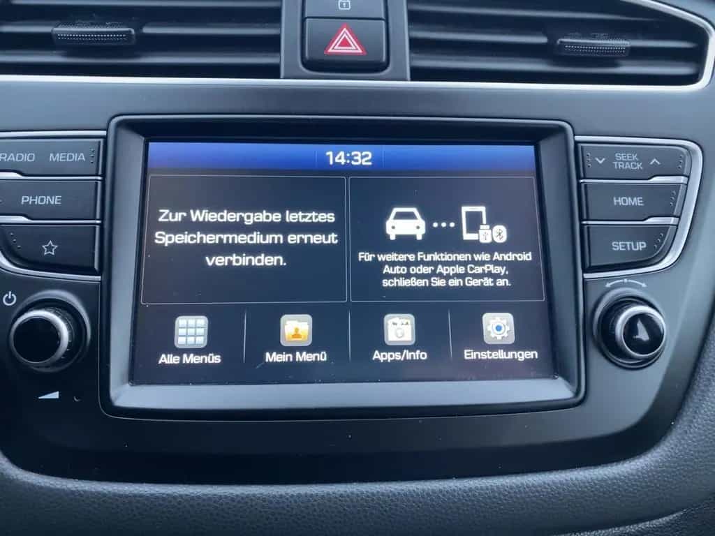 Hyundai i20 1.0 Trend CAM*SHZ*PDC*Facelift*LM*Klima 06/2020-photo-11